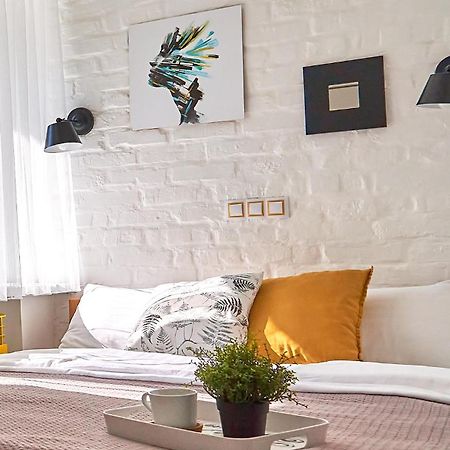 Яскраві Апартаменти √ Wi-Fi √ Кава √ 2Хв П.Олександрія Bila Tserkva Exterior foto