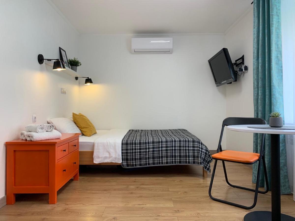 Яскраві Апартаменти √ Wi-Fi √ Кава √ 2Хв П.Олександрія Bila Tserkva Exterior foto